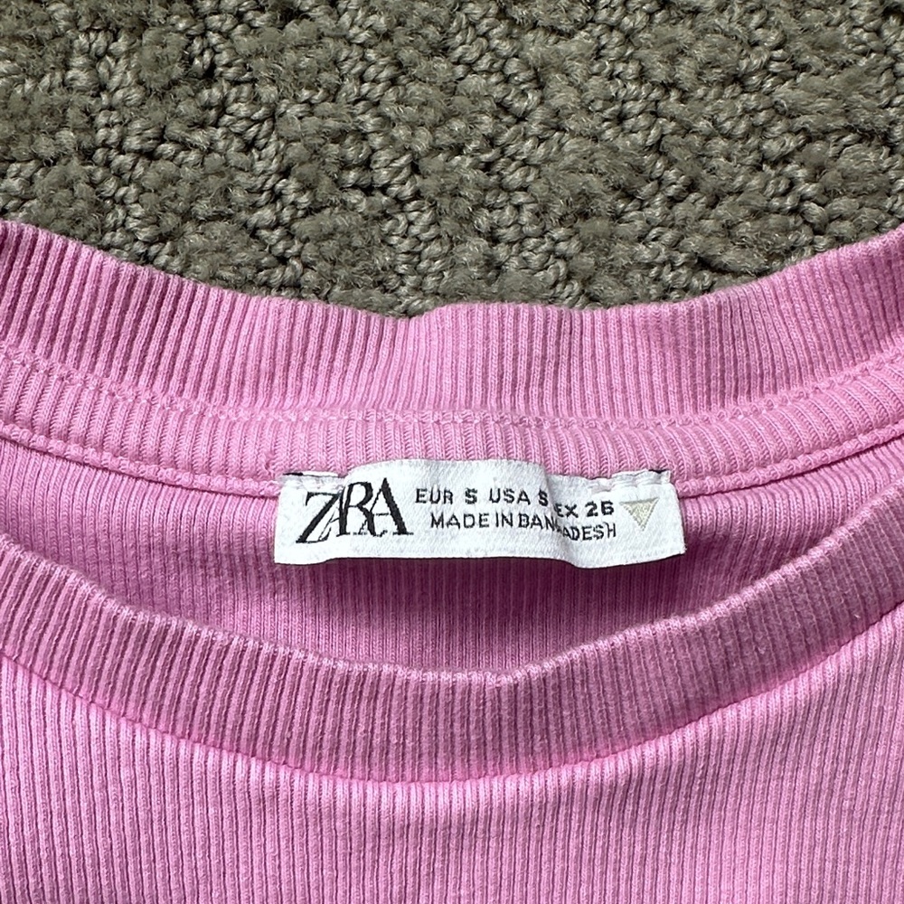 Zara Pink Ruffled Blouse - Picture 2 of 4